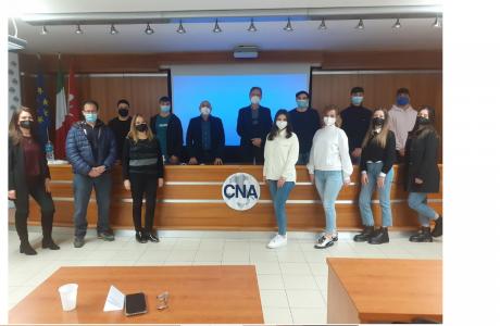ALLA CNA TERRITORIALE DI RAGUSA L'ATTO CONCLUSIVO DEL PROGETTO ALTERNANZA SCUOLA LAVORO SULL'AUTOIMPRENDITORIALITA' CON GLI STUDENTI DEL BESTA
